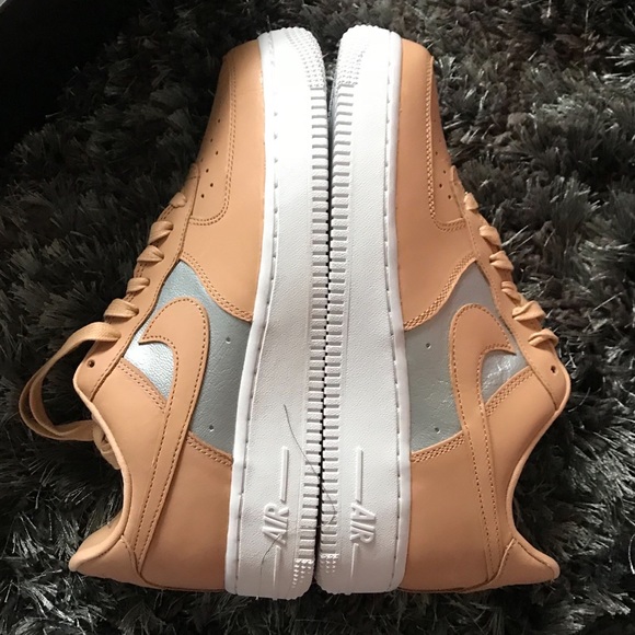 Nike women’s air force 1 sneaker - Picture 3 of 6